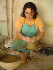 Mujer artesana